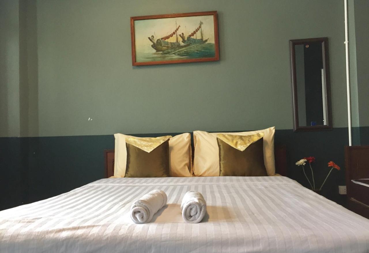 D House Hostel Bangkok Extérieur photo