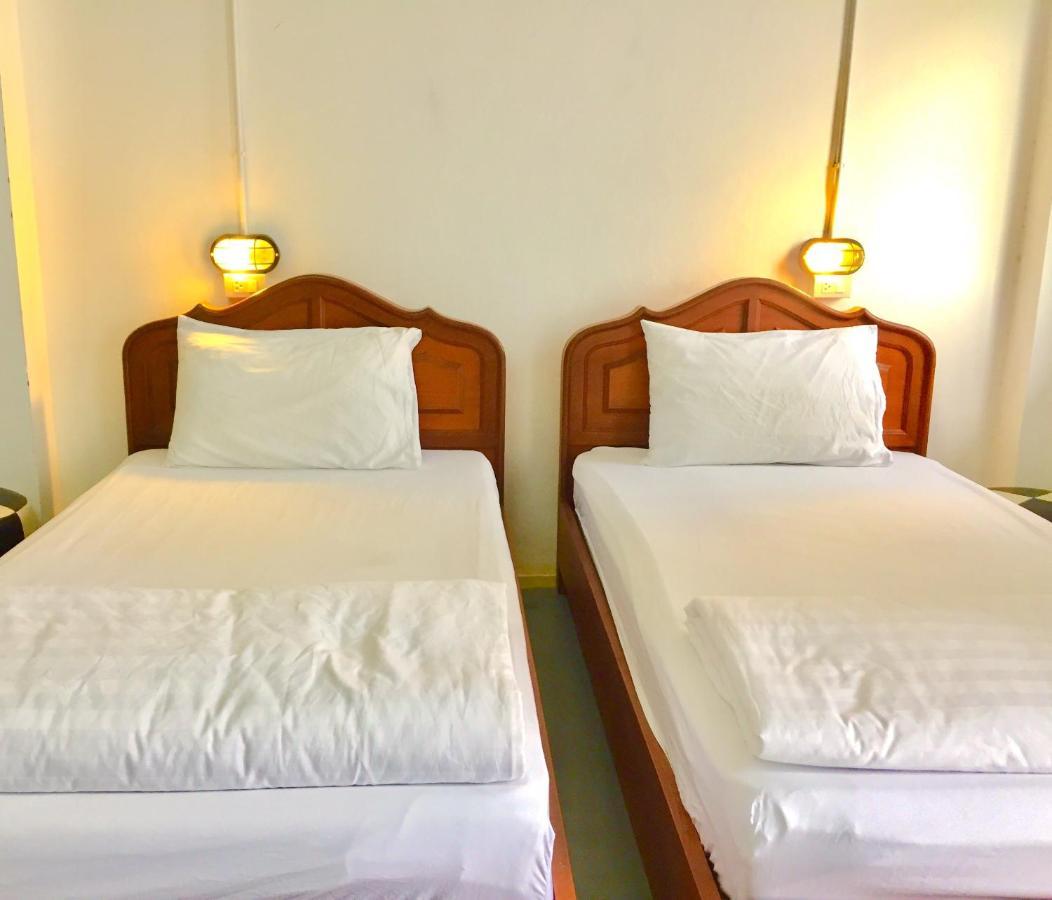 D House Hostel Bangkok Extérieur photo