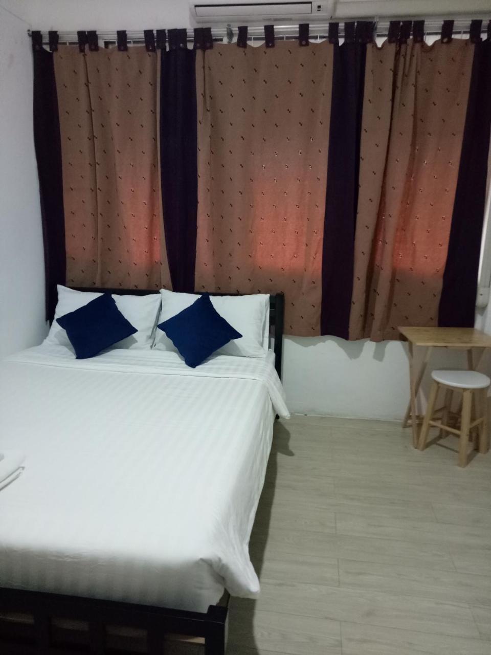D House Hostel Bangkok Extérieur photo